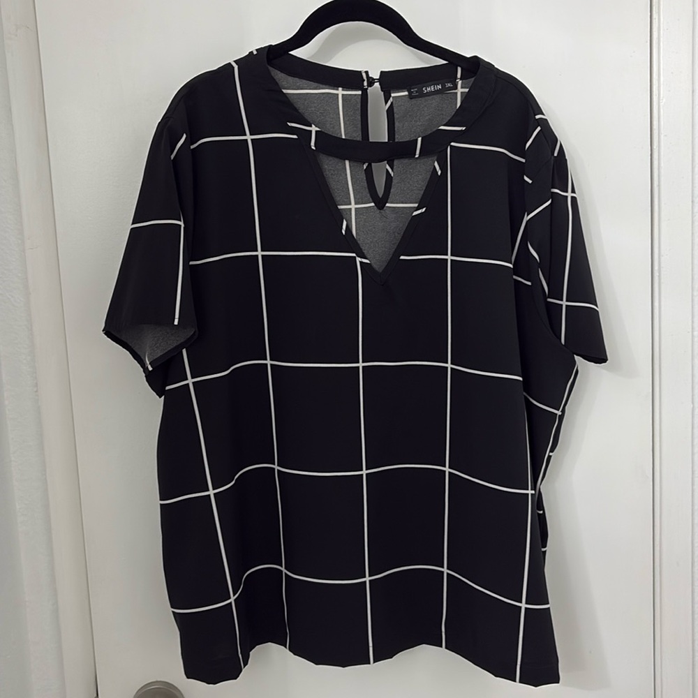 Short Sleeve Plaid Blouse